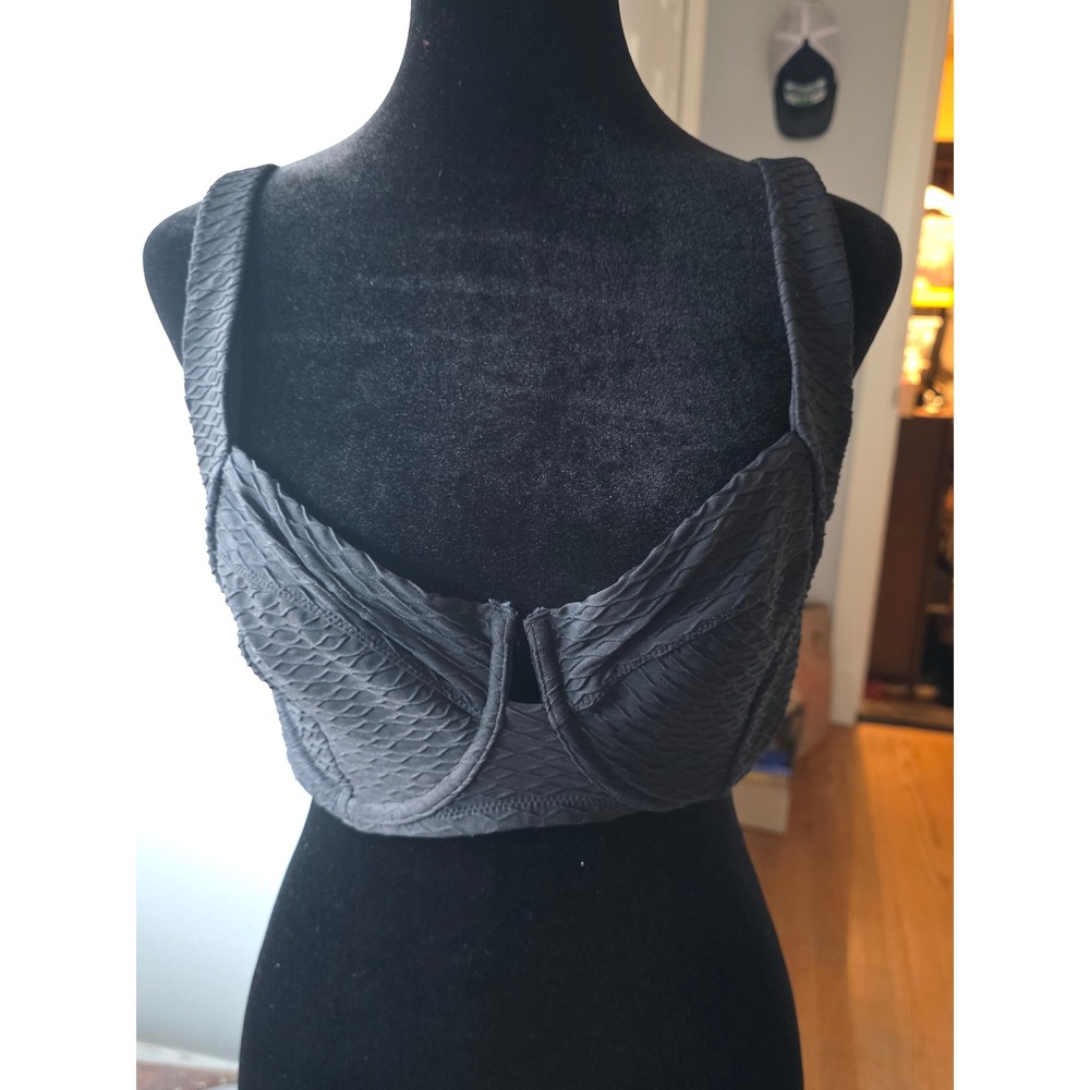 Victorias Secret Swim Black Textured Underwire Bikini Top 34DDD Balconette